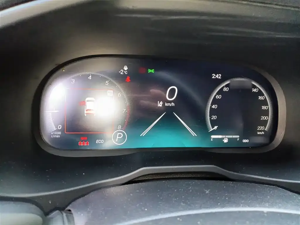 Toyota RAV4 2024 из CN, фото 5