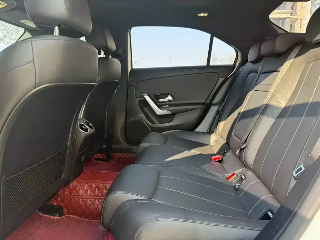 Mercedes-Benz A-Class 2022 из CN, фото 2