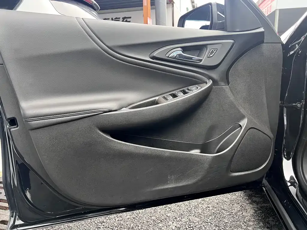 Chevrolet Malibu XL 2021 из CN, фото 4