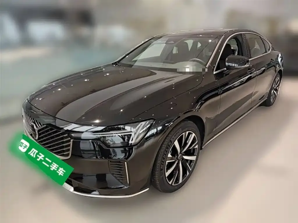 Volvo S90 — фото 1