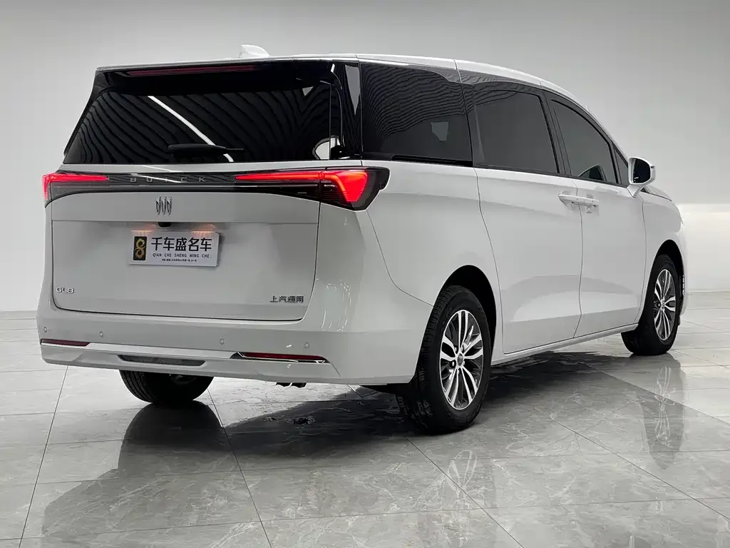 Buick GL8 2025 из CN, фото 7