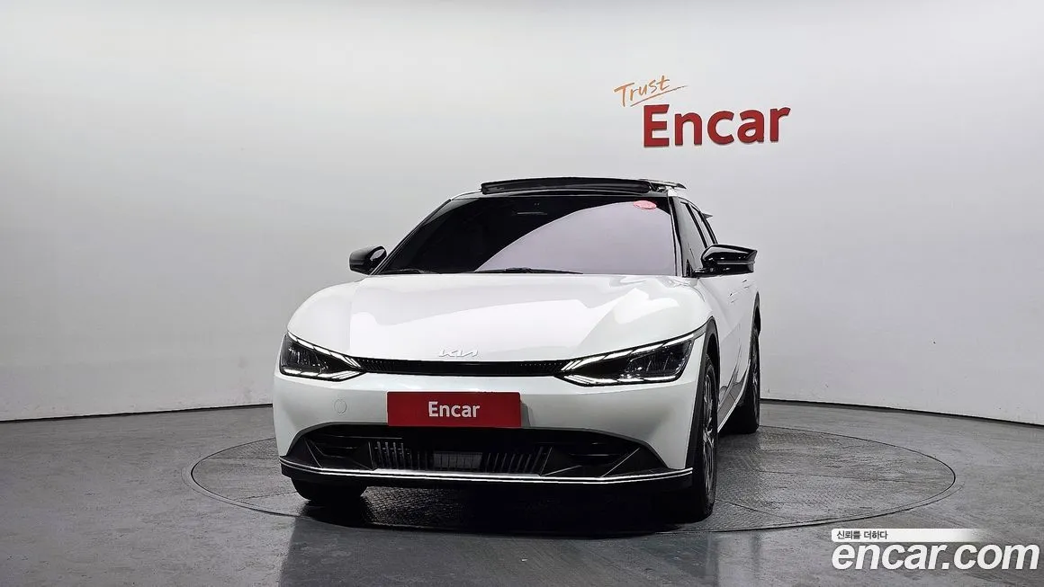 Kia EV6 — фото 6
