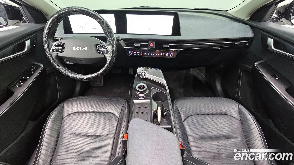 Kia EV6 — фото 7