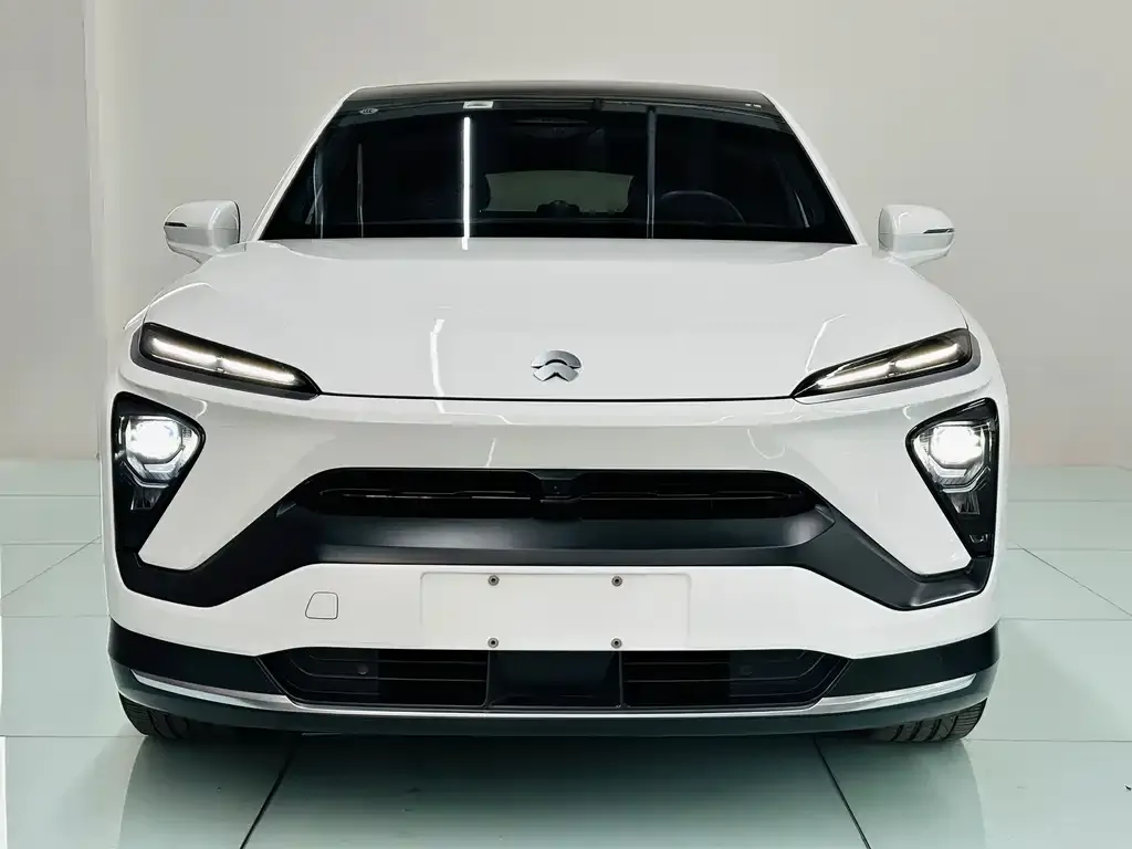 NIO EC6 — фото 1
