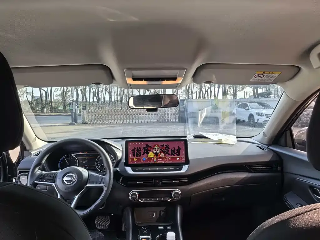 Nissan Sylphy 2023 из CN, фото 2