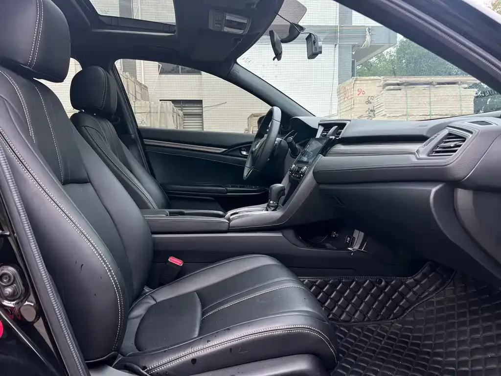Honda Civic — фото 4