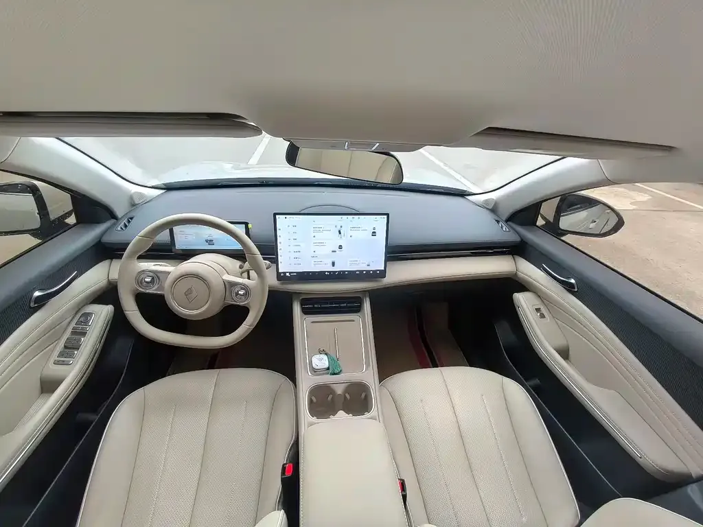 Baojun Yunhai 2026 из CN, фото 3