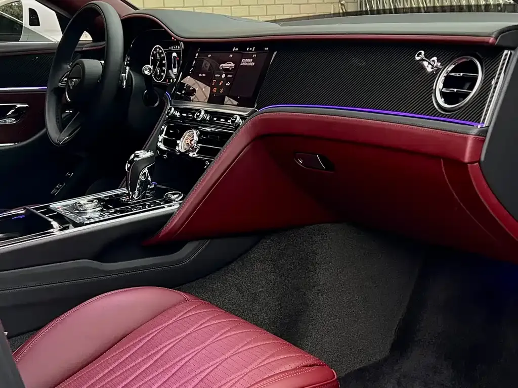 Bentley Flying Spur — фото 3