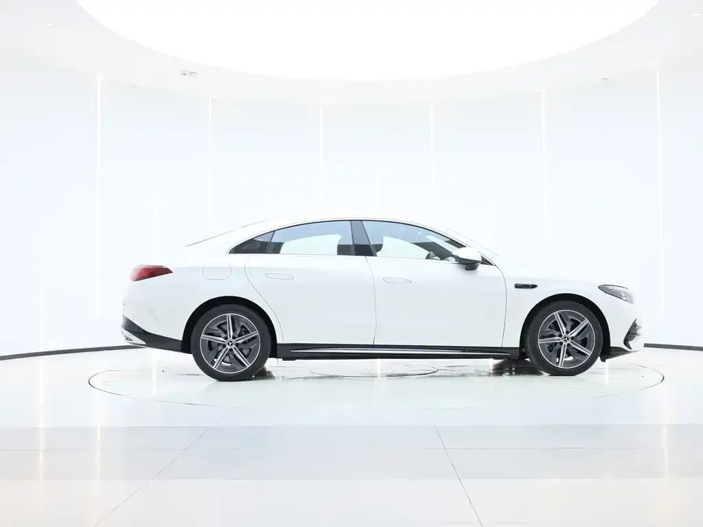 Mercedes-Benz CLA PHEV 2025 из CN, фото 2
