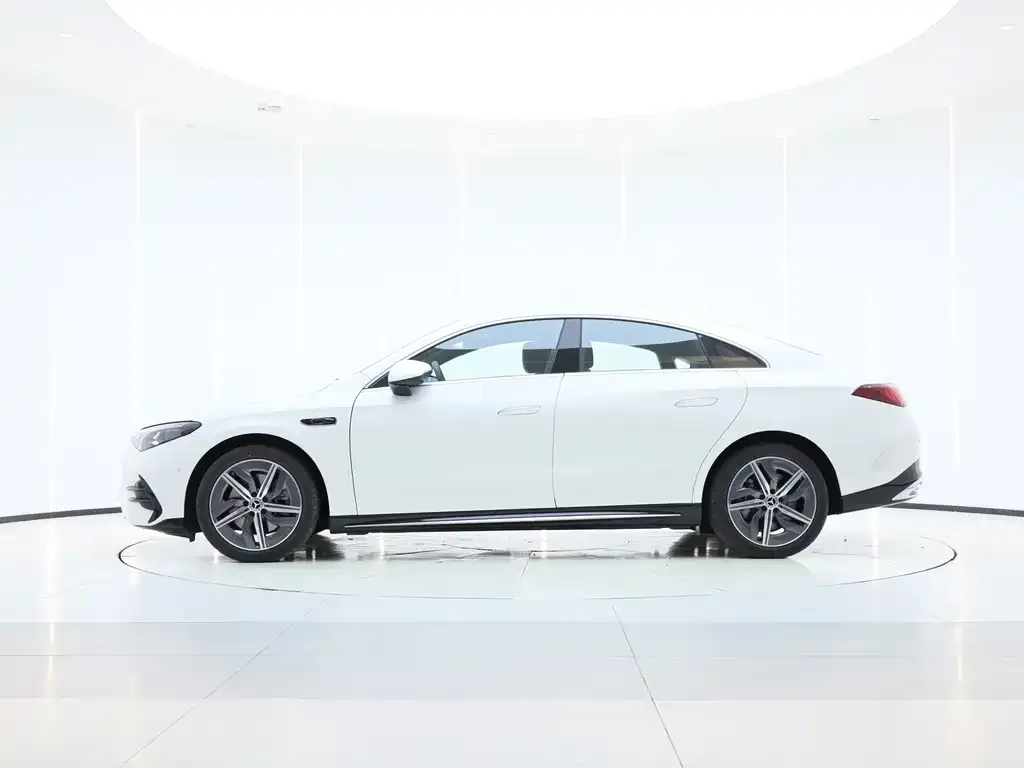 Mercedes-Benz CLA PHEV 2025 из CN, фото 4