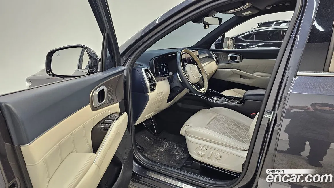 Kia Sorento — фото 10