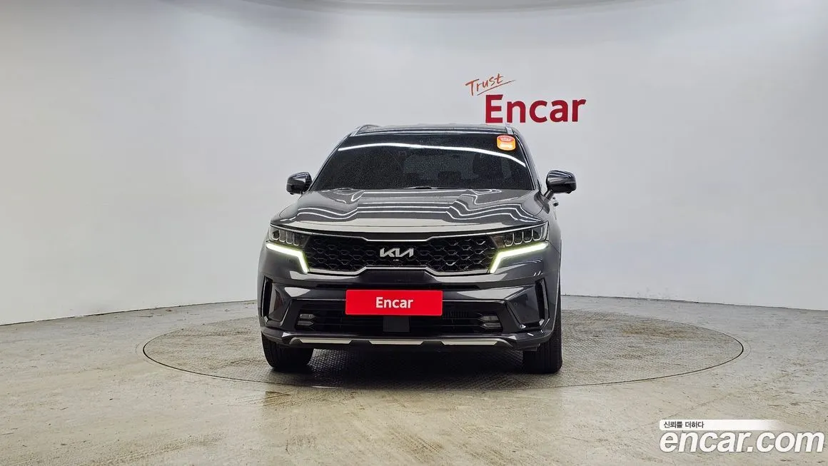 Kia Sorento — фото 5