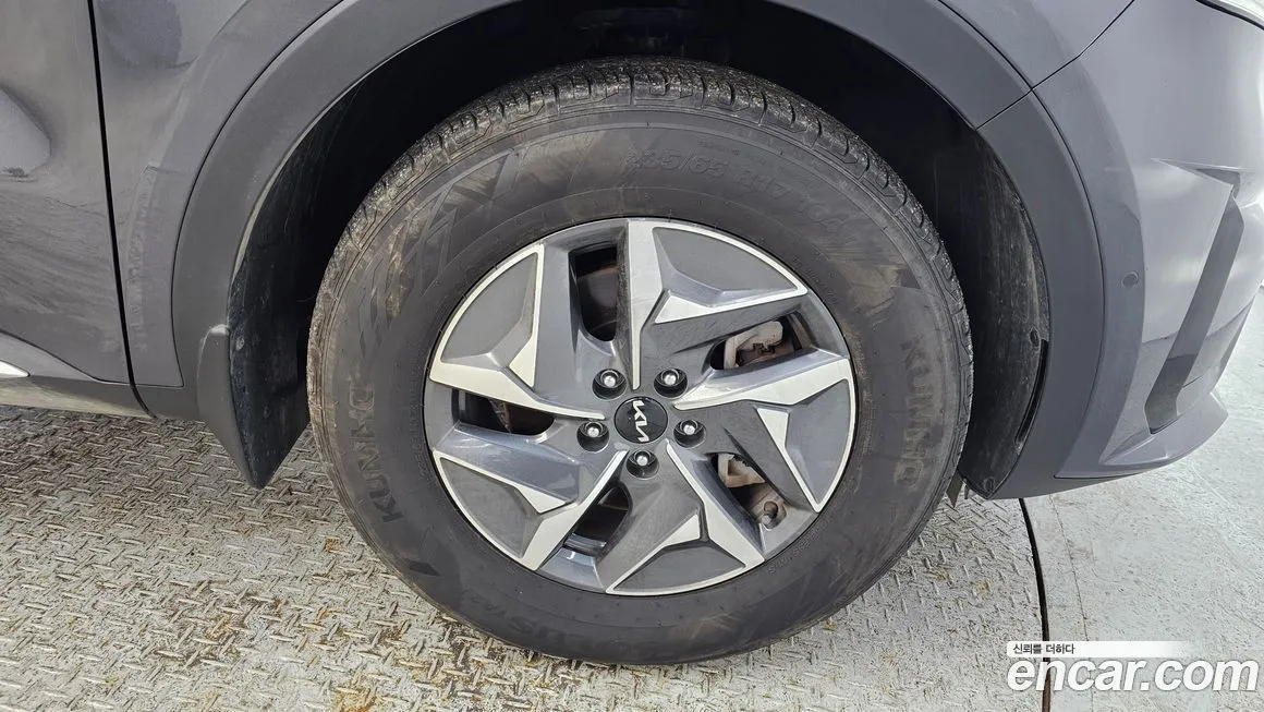 Kia Sorento — фото 6