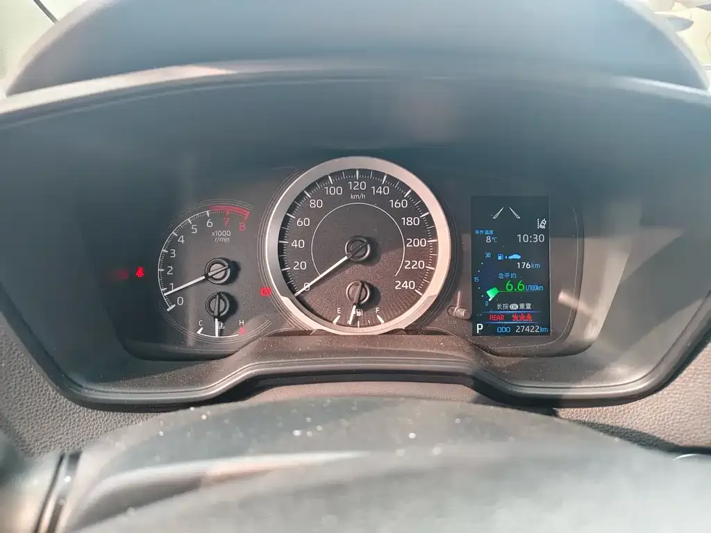 Toyota Corolla 2022 из CN, фото 2