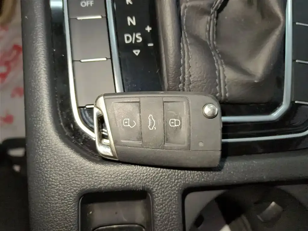 Volkswagen Magotan 2025 из CN, фото 7