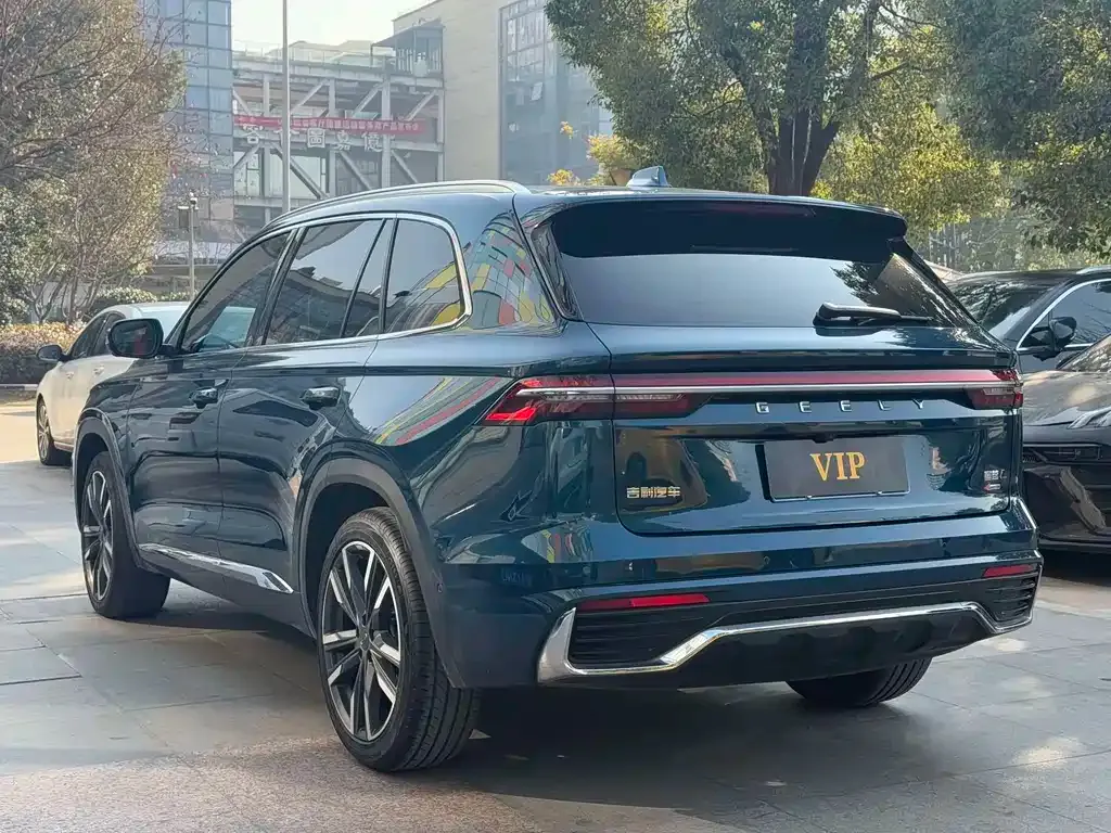 Geely Xingyue L — фото 10