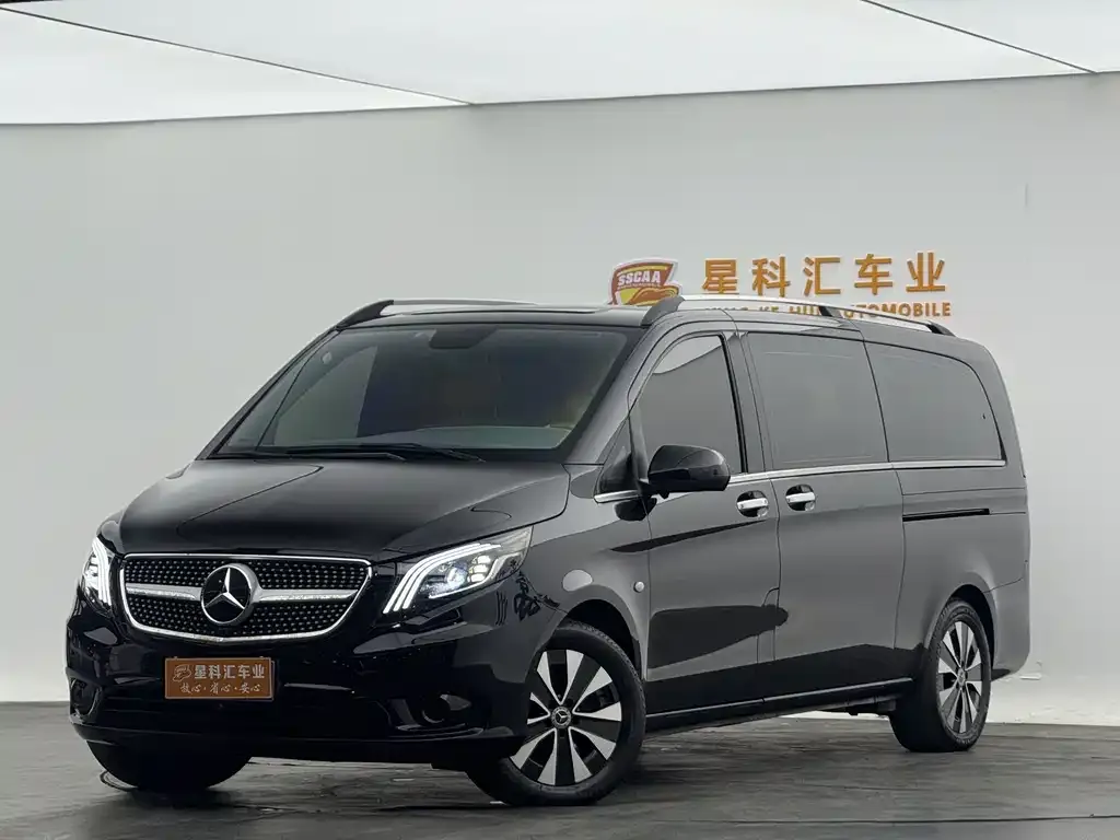 Mercedes-Benz Vito — фото 1