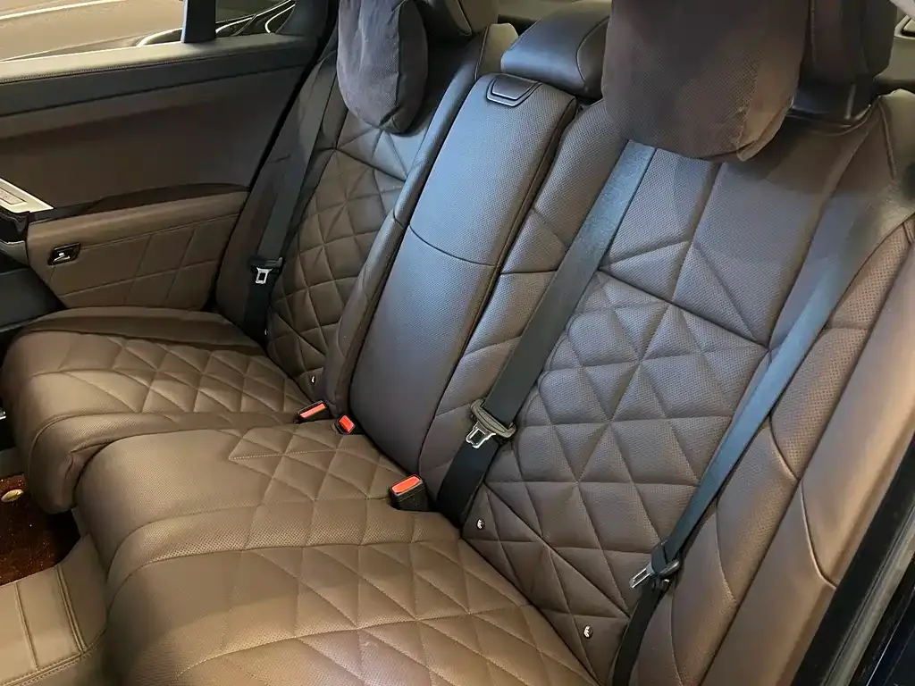 BMW i7 2023 из CN, фото 3