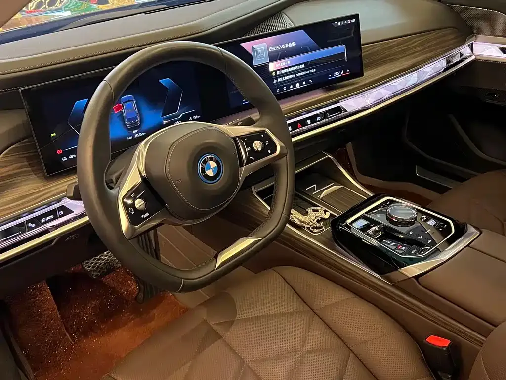 BMW i7 2023 из CN, фото 8