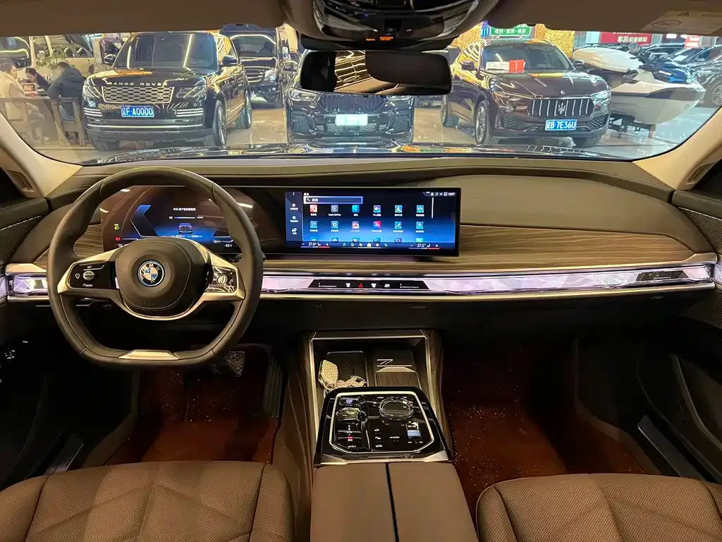 BMW i7 2023 из CN, фото 6