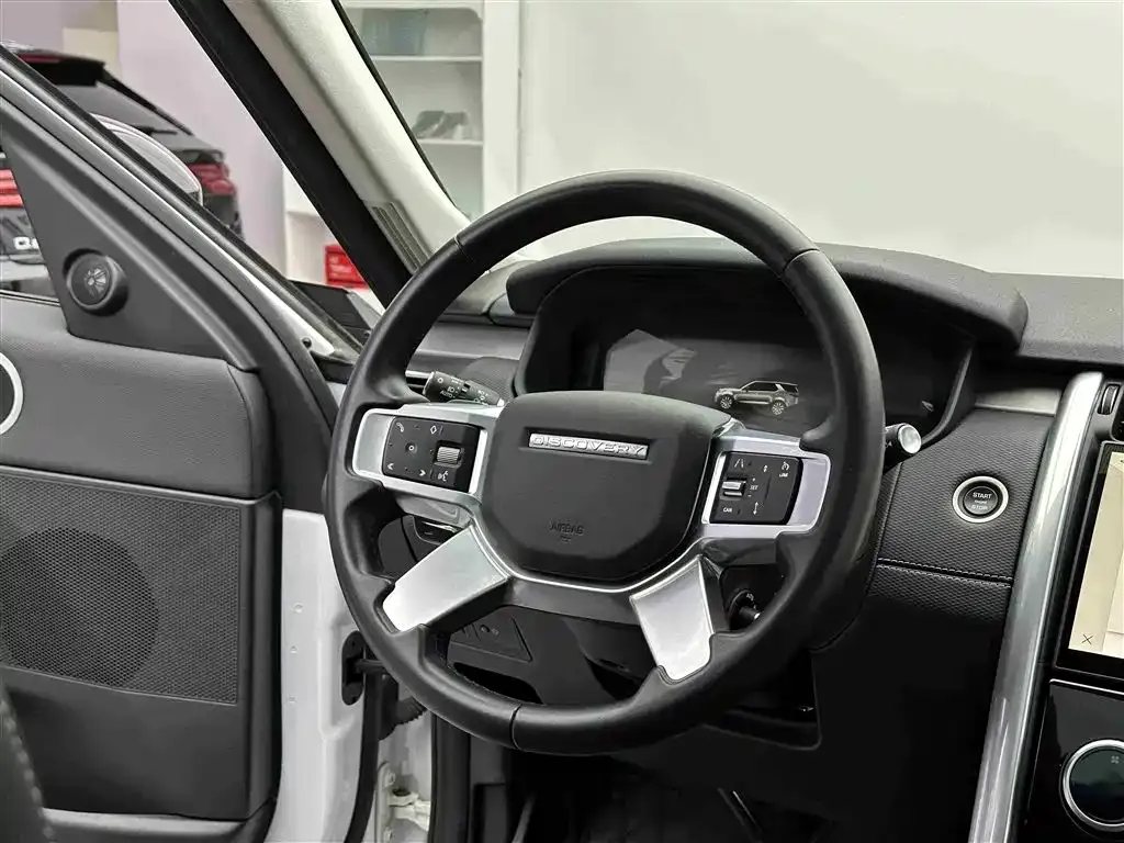 Land Rover Discovery 2025 из CN, фото 8