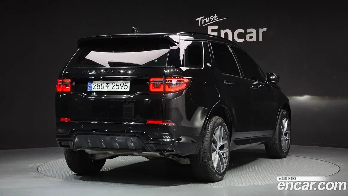 Land Rover Discovery Sport — фото 10