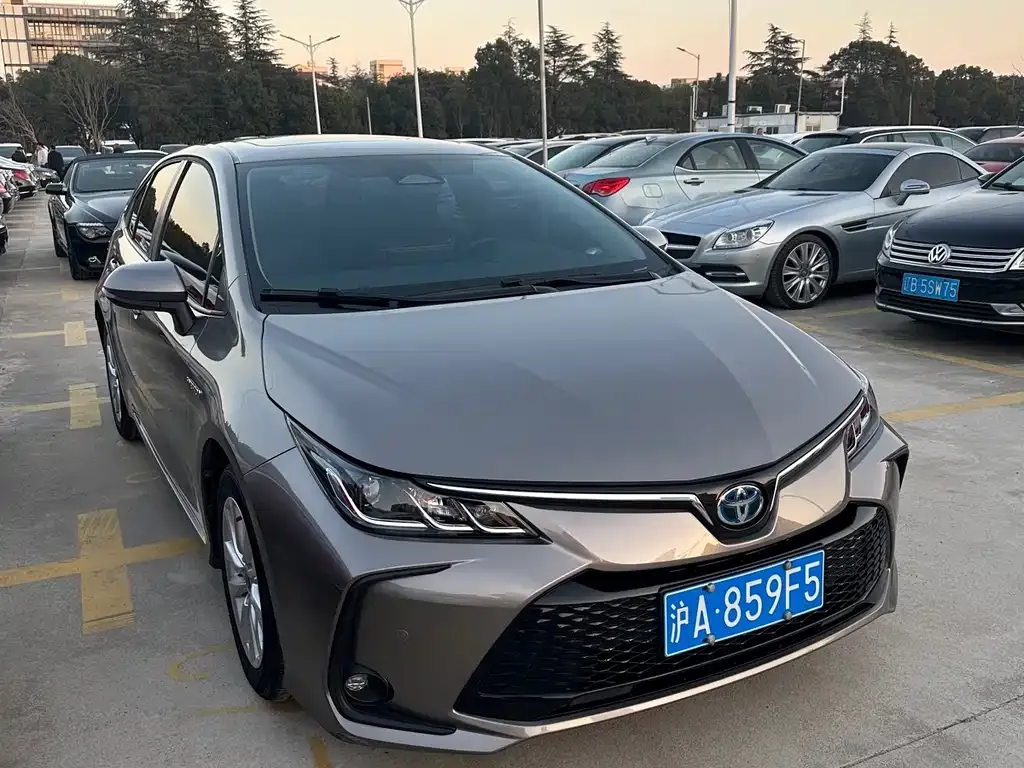Toyota Corolla 2023 из CN, фото 8