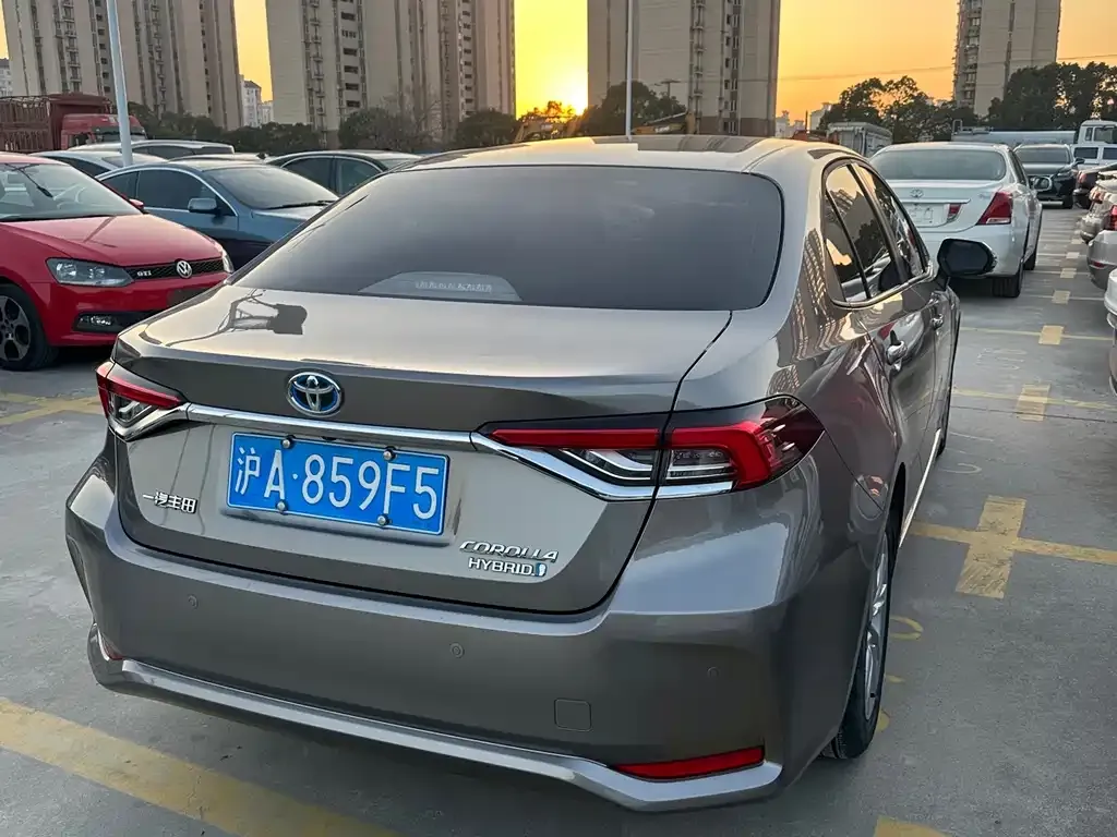 Toyota Corolla 2023 из CN, фото 7
