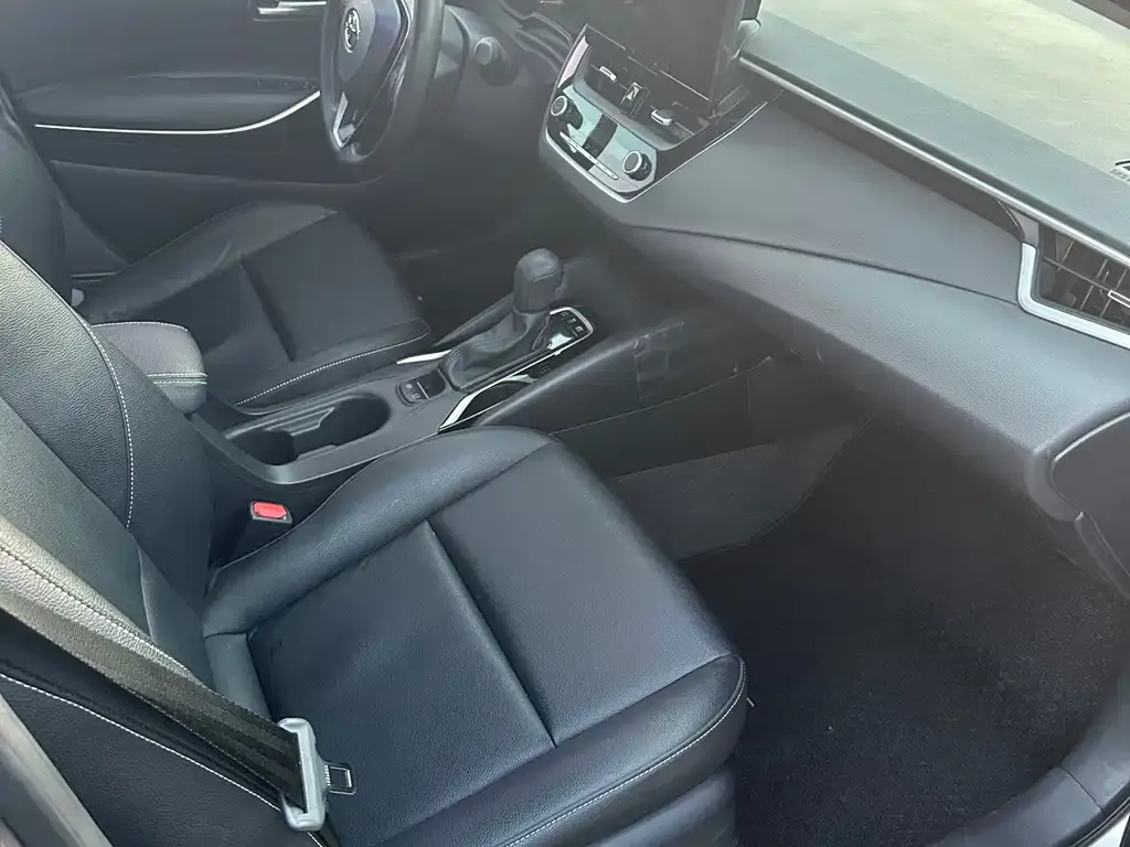 Toyota Corolla 2023 из CN, фото 2