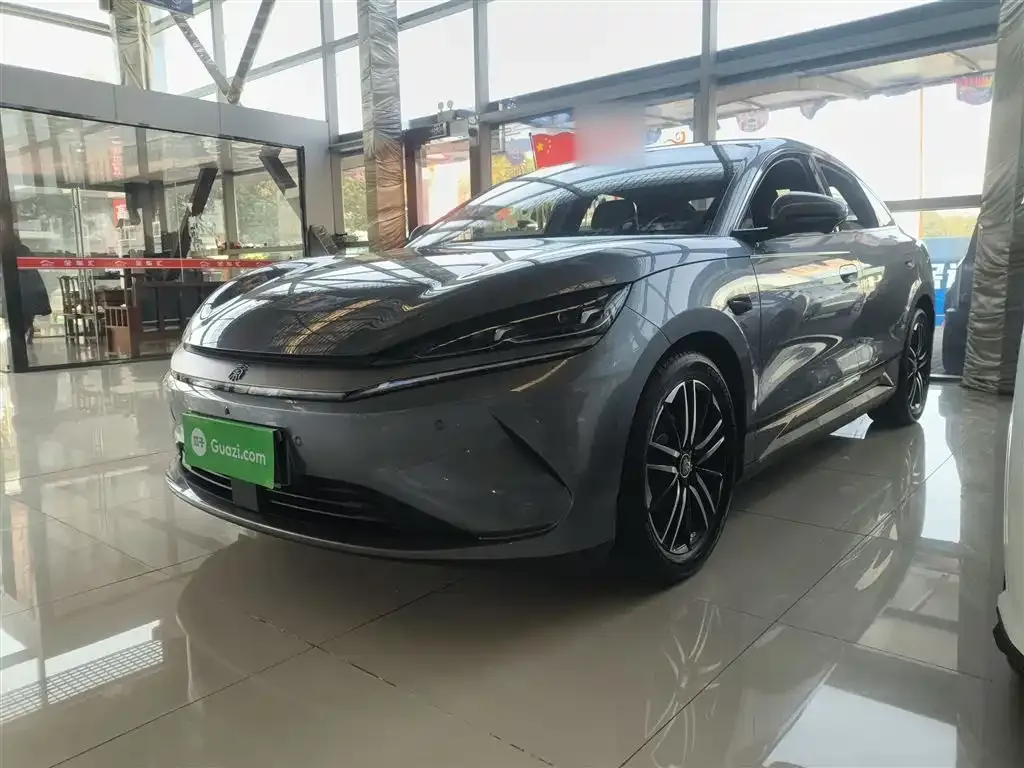 BYD Qin L — фото 1