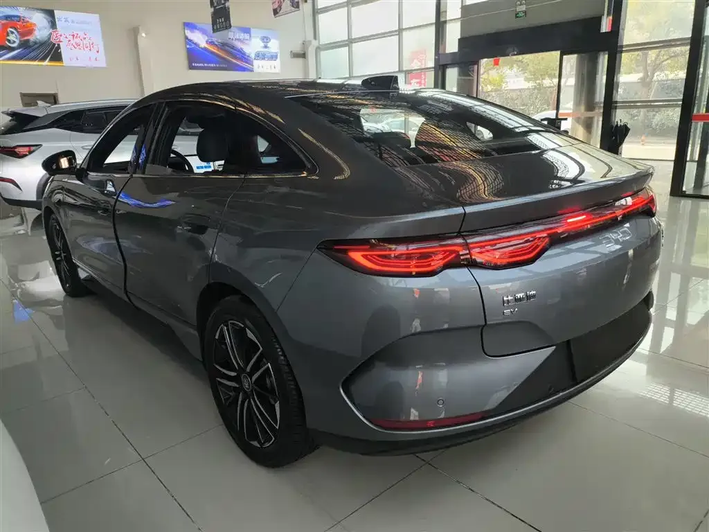 BYD Qin L — фото 4