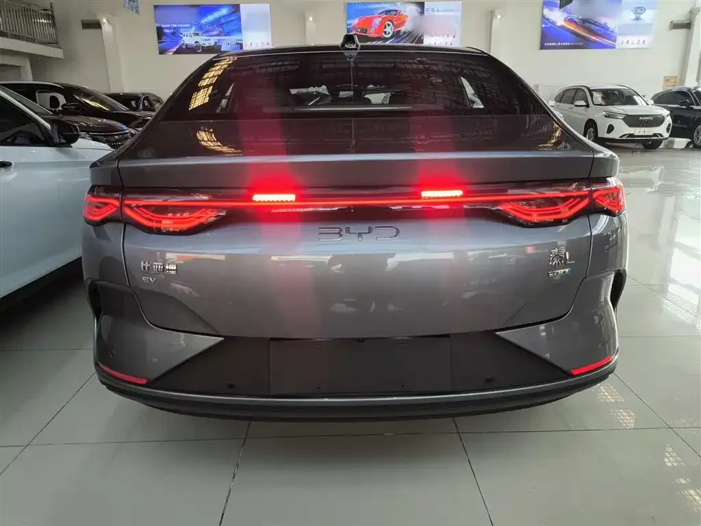BYD Qin L — фото 3