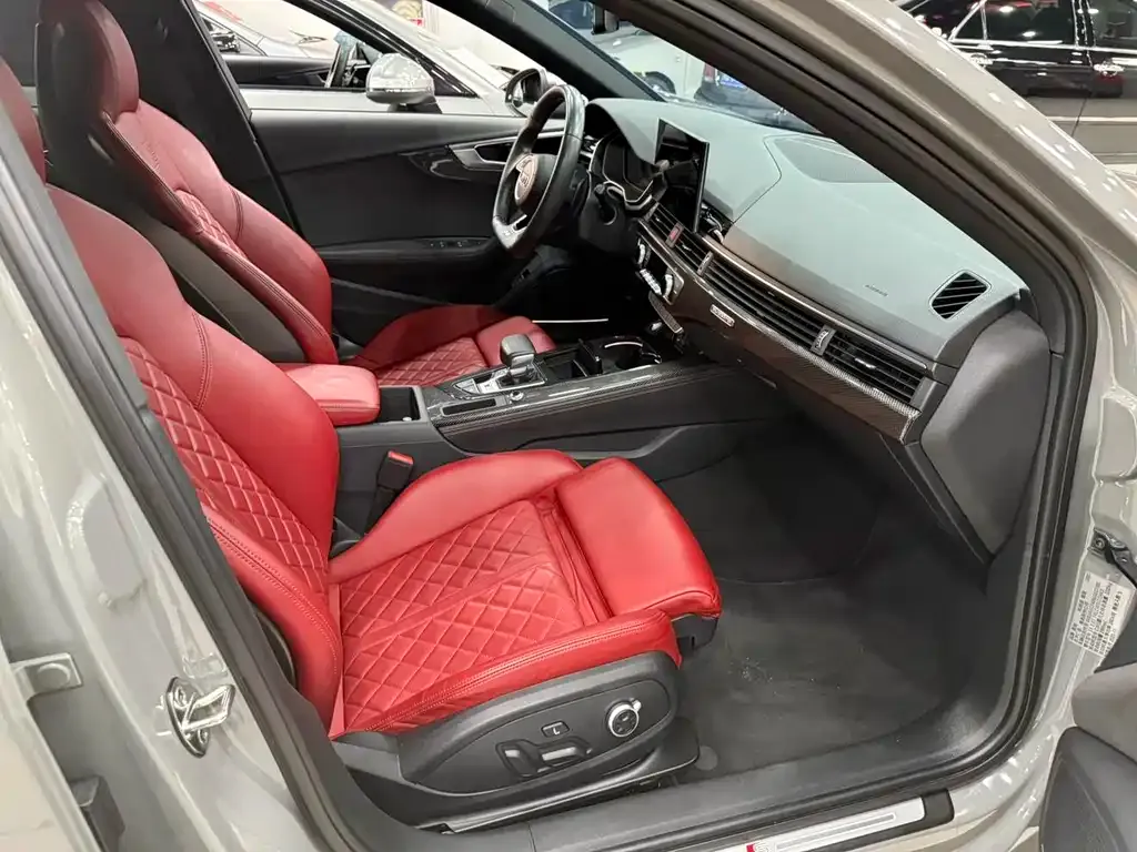 Audi S4 2021 из CN, фото 10