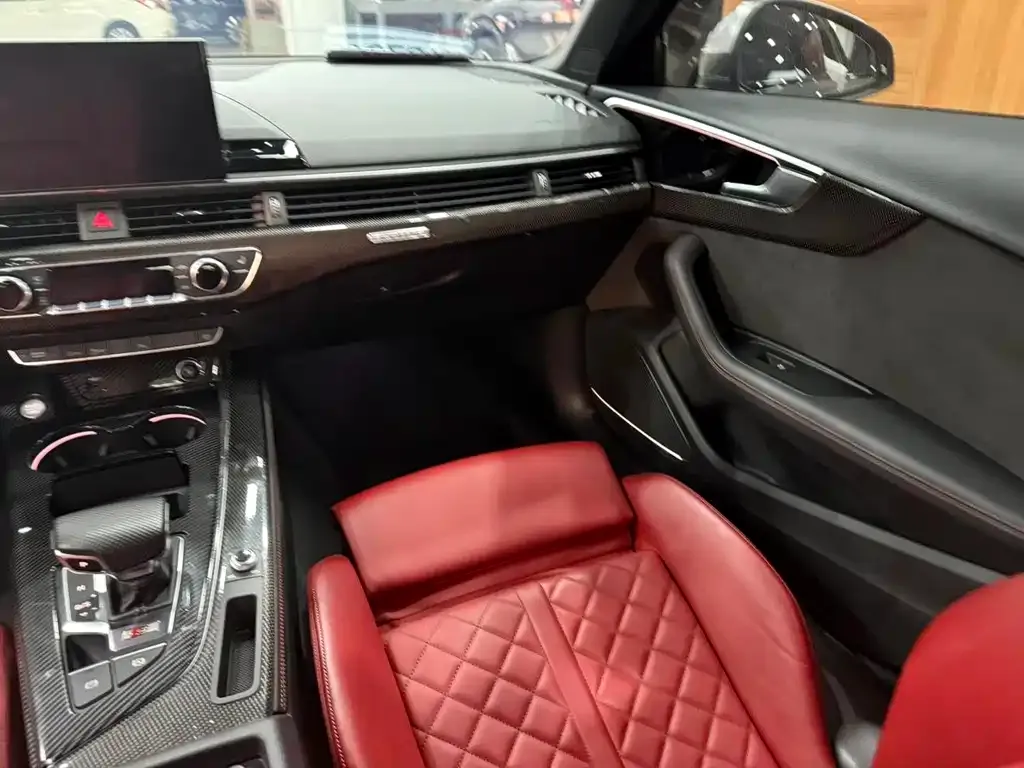 Audi S4 2021 из CN, фото 4