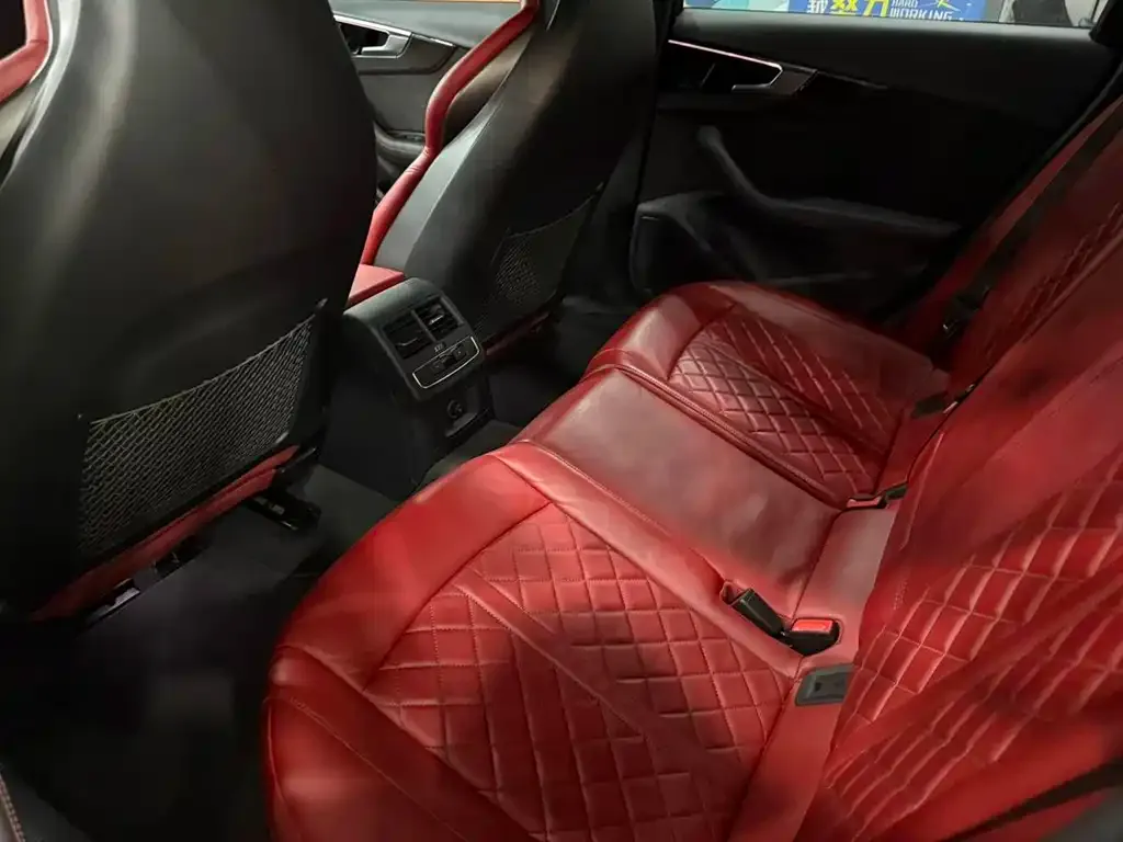 Audi S4 2021 из CN, фото 2