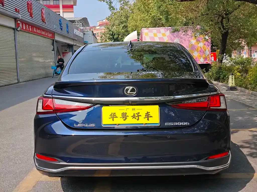 Lexus ES 2023 из CN, фото 9
