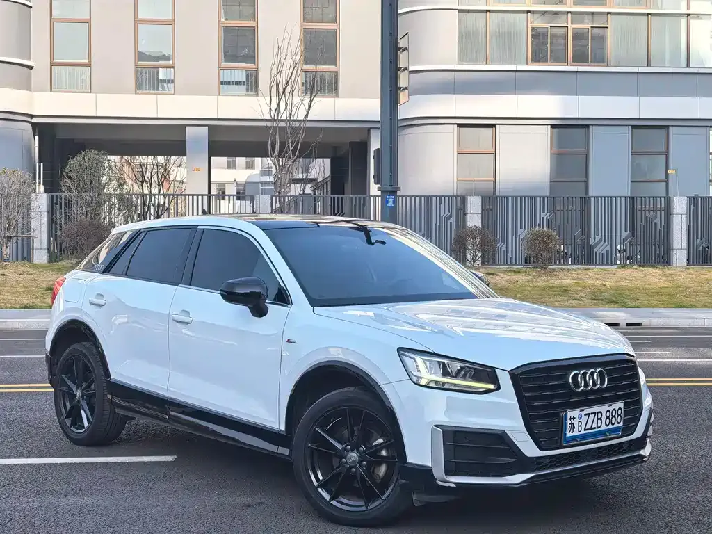Audi Q2L 2021 из CN, фото 5