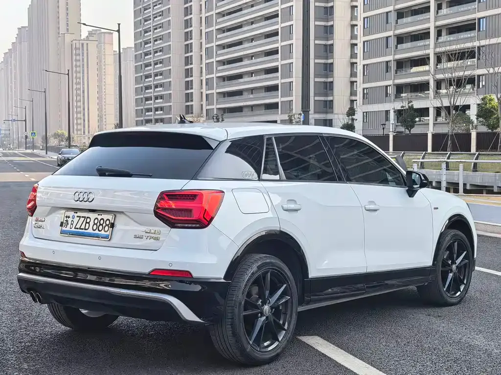 Audi Q2L 2021 из CN, фото 10