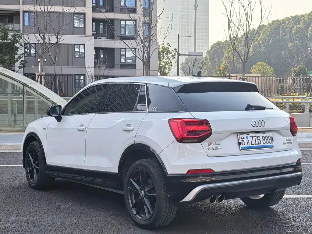 Audi Q2L 2021 из CN, фото 3