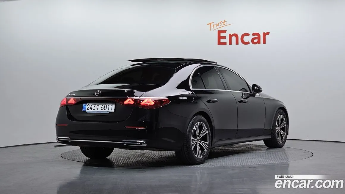 Mercedes-Benz E-Class 2025 из KR, фото 3