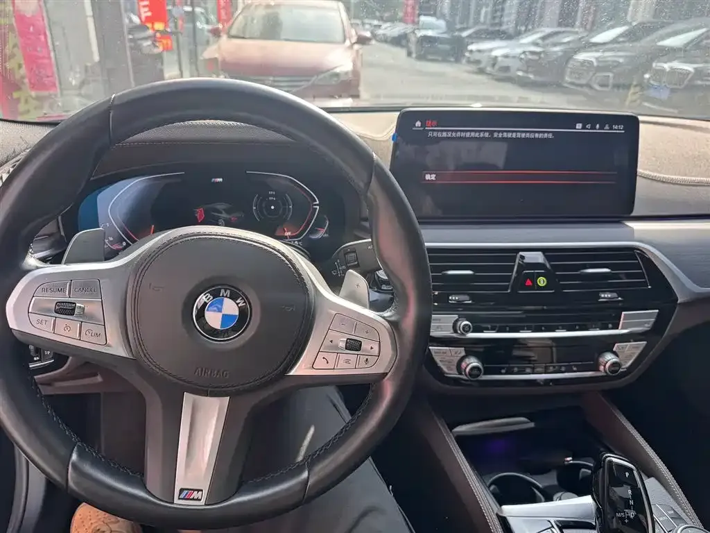 BMW 5 Series 2024 из CN, фото 5