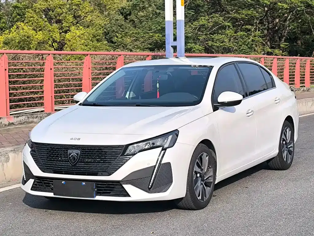 Peugeot 408 — фото 10