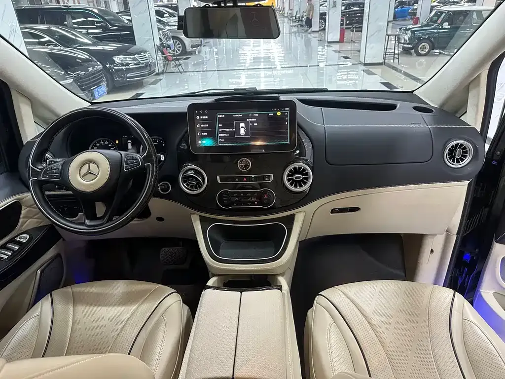 Mercedes-Benz Vito 2021 из CN, фото 8