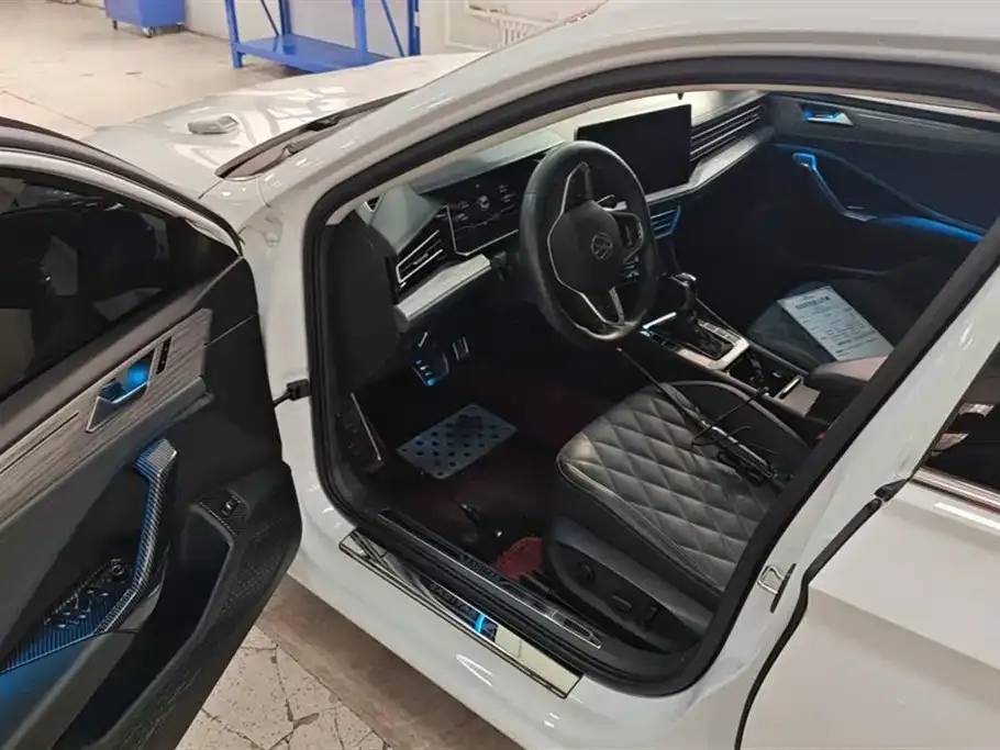 Volkswagen Sagitar 2023 из CN, фото 9