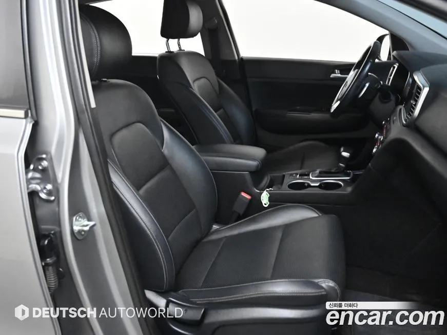 Kia Sportage — фото 8