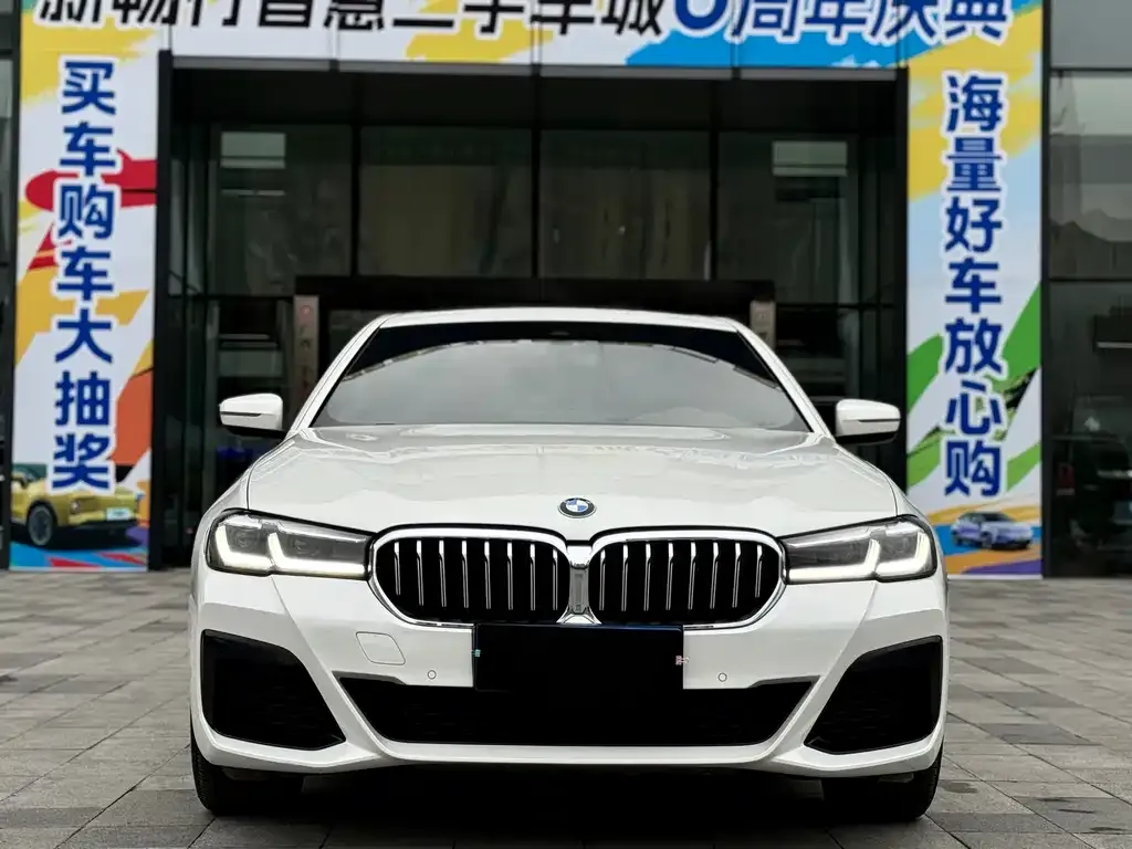 BMW 5 Series — фото 3