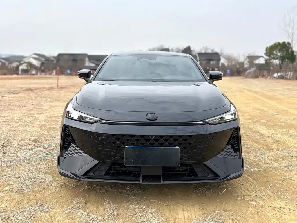 Changan UNI-V 2024 из CN, фото 4