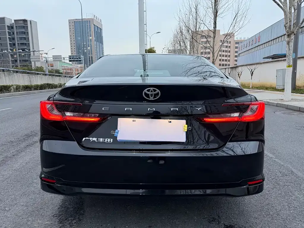Toyota Camry 2025 из CN, фото 8