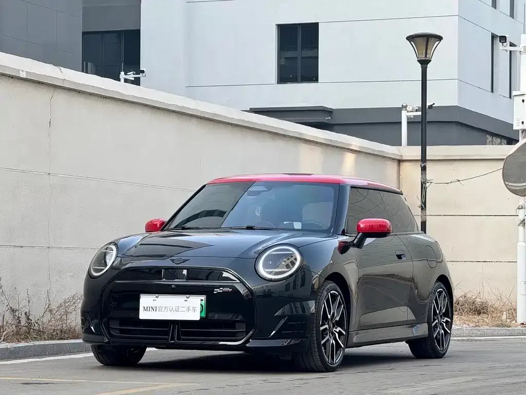 MINI Cooper EV — фото 2