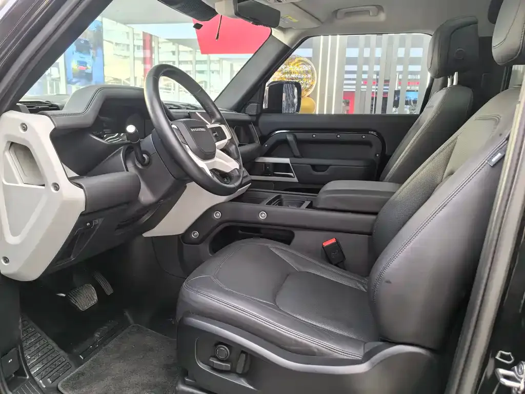 Land Rover Defender 2023 из CN, фото 4